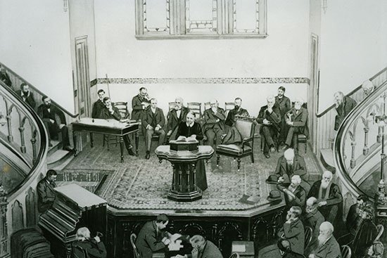 Ellen White addressing General Conference delegates at the 1901 session