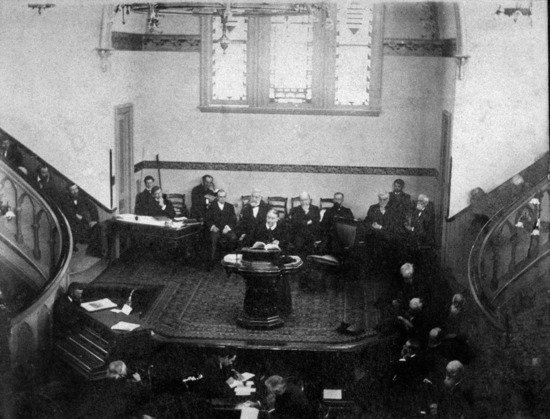 Ellen White at a pulpit, addressing the General Conference session in 1901